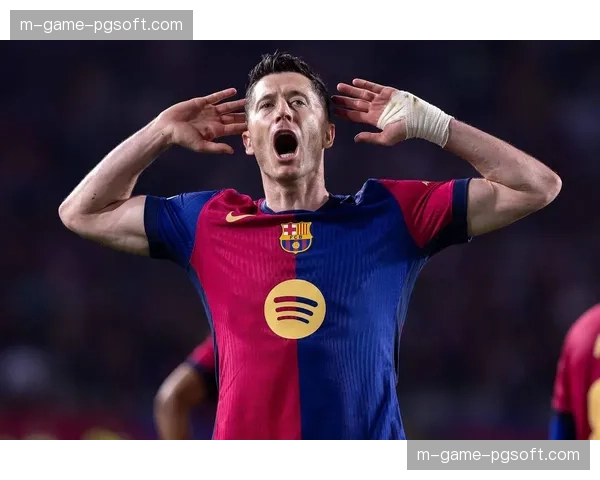 战术复盘：巴萨高位防线在国家德比中暴露的问题与调整