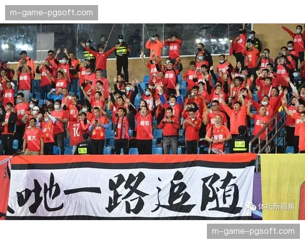 韦世豪点球加助攻表现全面 成都进攻端依赖其发挥 韦世豪点球加助攻表现全面 成都进攻端依赖其发挥